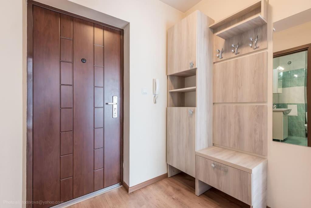 Bright Place Next To Grand Mall Варна Екстер'єр фото